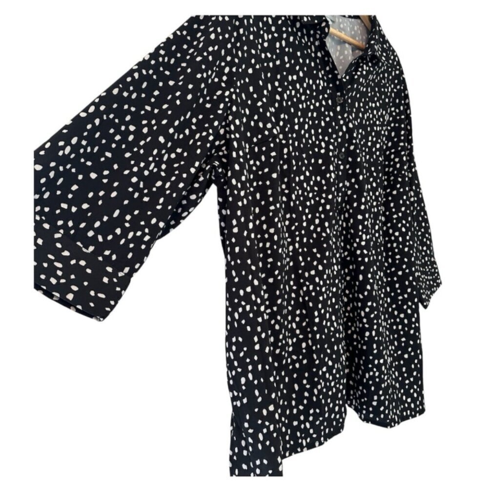Catherines Women's 1X PLUS Black & White Button Collared Career Casual Blouse - Picture 5 of 7